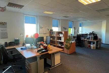 Gewerbeobjekt Erfurt Marbach - 8 Zimmer, 298 m&sup2;, 1.937&euro; | Angebot:25769484