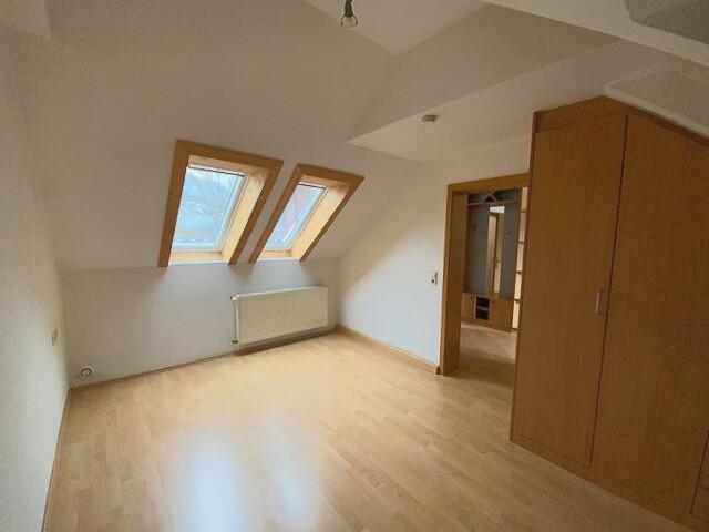 Dachgeschoßwohnung Kahla - 2 Zimmer, 65 m&sup2;, 510&euro; | Angebot:26444051