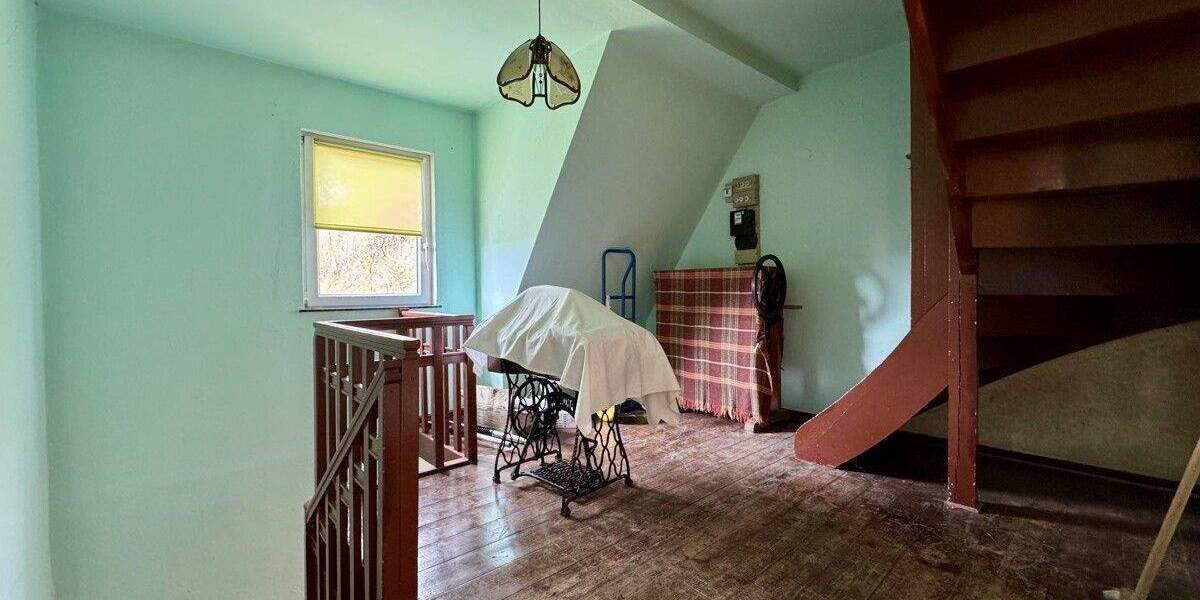 Einfamilienhaus Uhlstädt-Kirchhasel Uhlstädt - 5 Zimmer, 93 m&sup2;, 70.000&euro; | Angebot:25796785