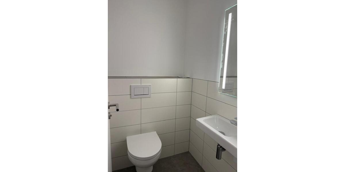 Etagenwohnung Erfurt - 4 Zimmer, 90 m&sup2;, 1.600&euro; | Angebot:26662232