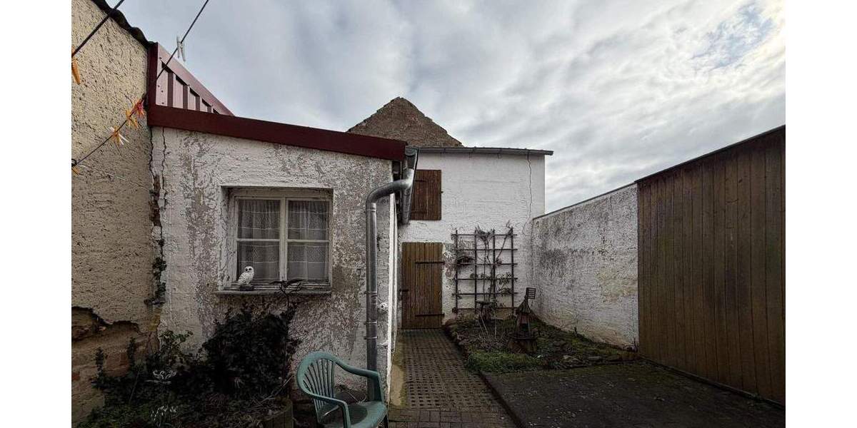 Reihenmittelhaus Buttstädt - 5 Zimmer, 110 m&sup2;, 39.000&euro; | Angebot:25845666