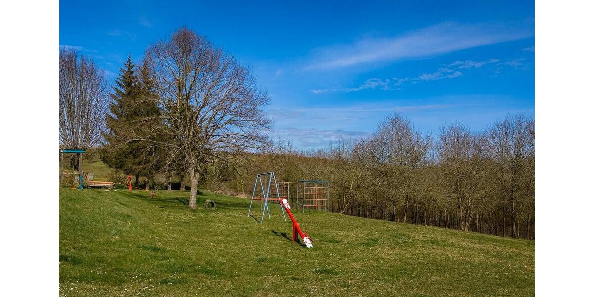 Etagenwohnung Rudolstadt - 3 Zimmer, 60 m&sup2;, 350&euro; | Angebot:25976848