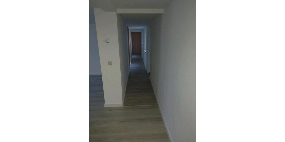 Dachgeschoßwohnung Buttstädt - 3 Zimmer, 75 m&sup2;, 750&euro; | Angebot:26003028