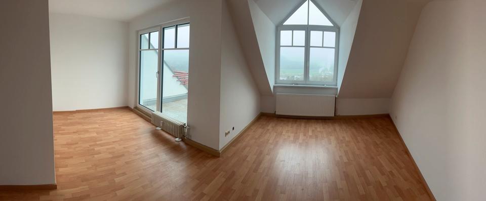 Dachgeschoßwohnung Jena Kernberge - 2 Zimmer, 50 m&sup2;, 490&euro; | Angebot:24866943