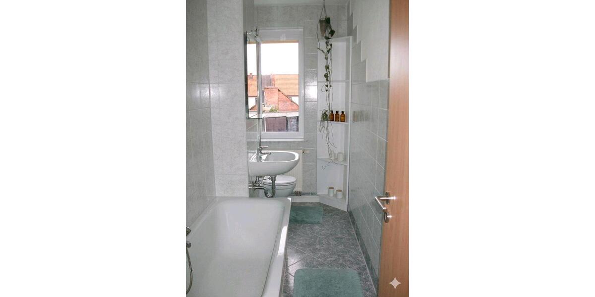 Hochparterre Bucha - 4 Zimmer, 70 m&sup2;, 775&euro; | Angebot:26511812