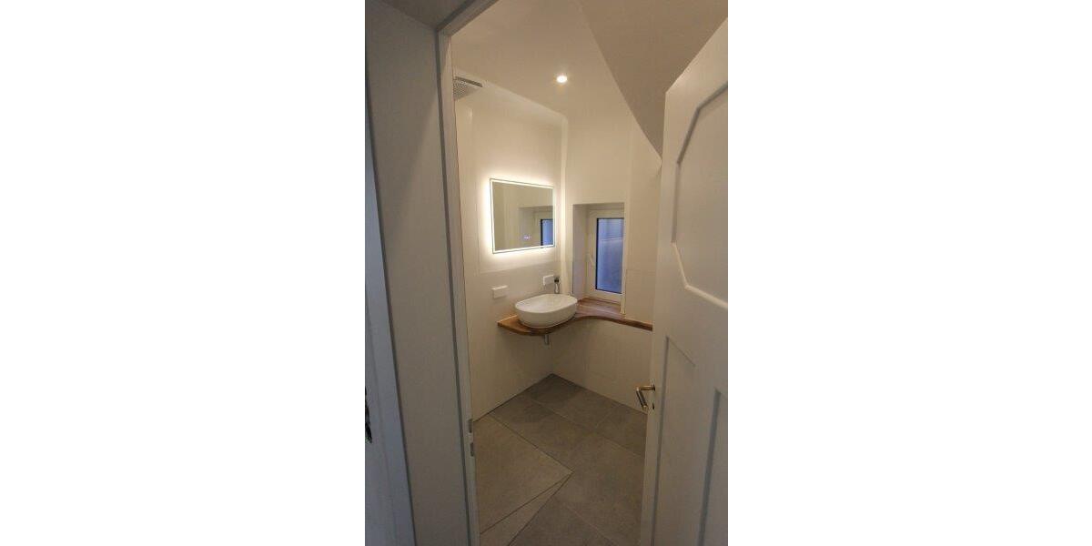 Erdgeschoßwohnung Jena - 3 Zimmer, 72 m&sup2;, 1.425&euro; | Angebot:26022756