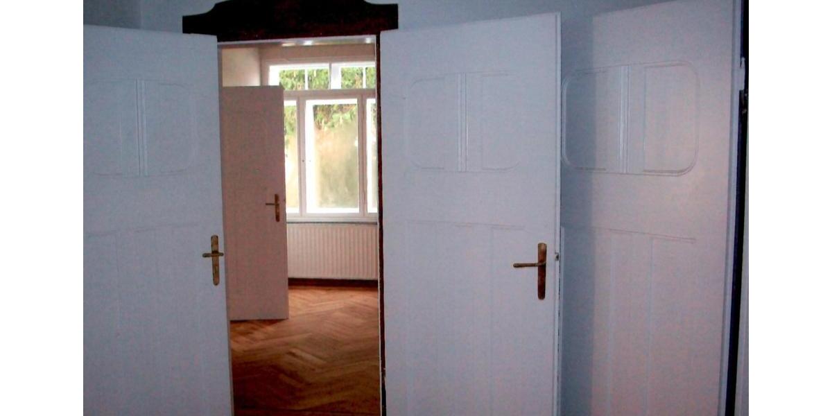 Etagenwohnung Weimar - 4 Zimmer, 142 m&sup2;, 1.400&euro; | Angebot:26490552