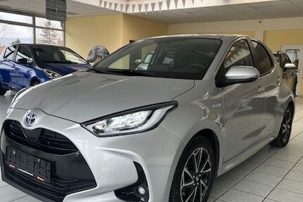 Toyota Yaris 44.449 km 17.990 &euro; Jena - Maua 07751