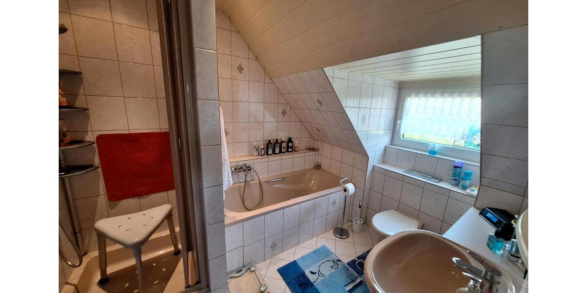 Doppelhaushälfte Bucha - 4 Zimmer, 90 m&sup2;, 180.000&euro; | Angebot:26603868
