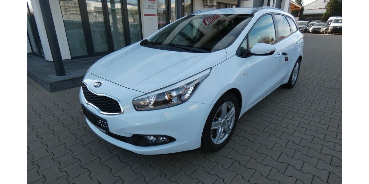 Kia ceed Sportswagon 141.000 km 6.490 &euro; Erfurt 99087
