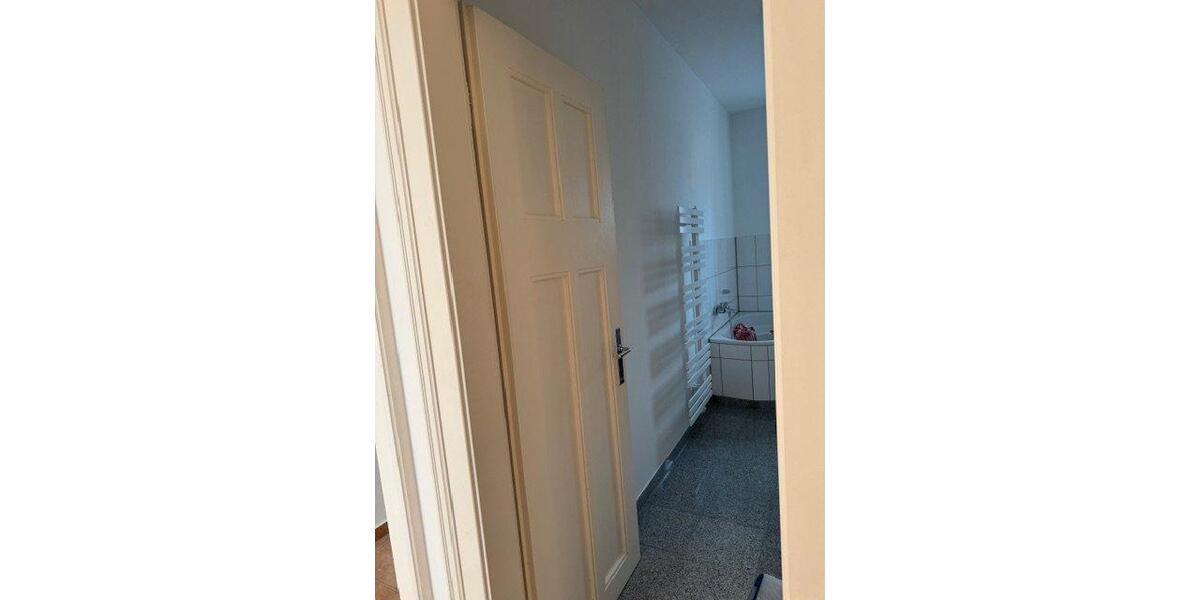 Etagenwohnung Weimar - 4 Zimmer, 102 m&sup2;, 1.200&euro; | Angebot:25991215