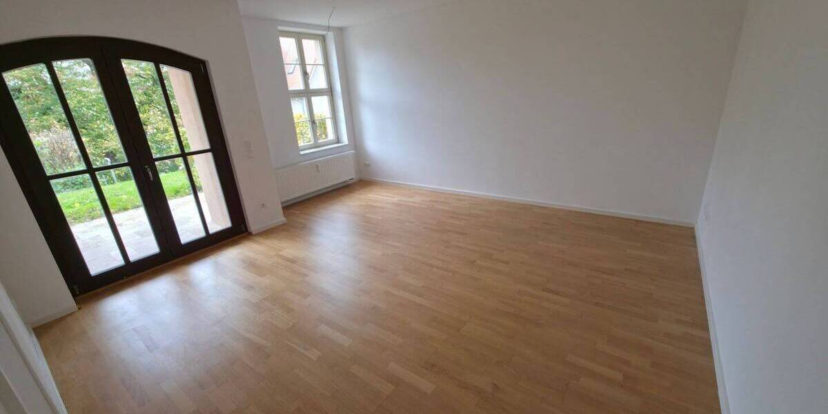 Etagenwohnung Jena Zwätzen - 1 Zimmer, 67 m&sup2;, 750&euro; | Angebot:26075655