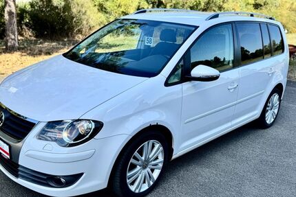 VW Touran 112.000 km 8.990 &euro; Erfurt 99095