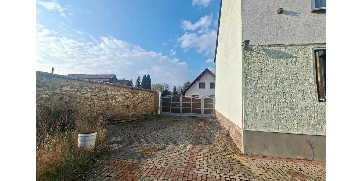 Mehrfamilienhaus, Wohnhaus Buttstädt - 11 Zimmer, 200 m&sup2;, 87.500&euro; | Angebot:26039272