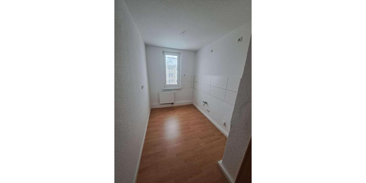Etagenwohnung Am Ettersberg - 2 Zimmer, 46 m&sup2;, 350&euro; | Angebot:26442707