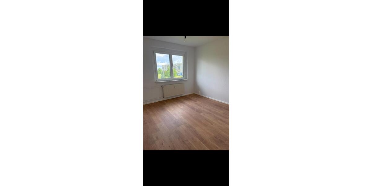 Etagenwohnung Bad Sulza - 3 Zimmer, 60 m&sup2;, 300&euro; | Angebot:26647236