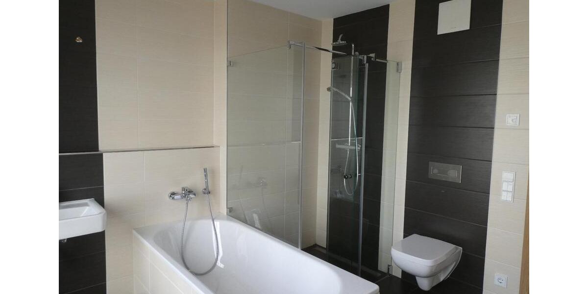 Etagenwohnung Weimar - 3.5 Zimmer, 100 m&sup2;, 1.400&euro; | Angebot:25636094