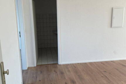 Wohnung Apolda - 2 Zimmer, 75 m&sup2;, 550&euro; | Angebot:26113088