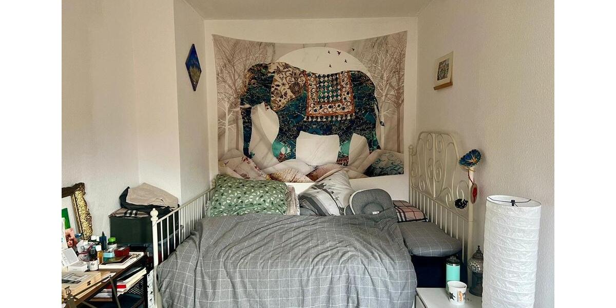 Dachgeschoßwohnung Weimar - 1 Zimmer, 35 m&sup2;, 360&euro; | Angebot:26386569