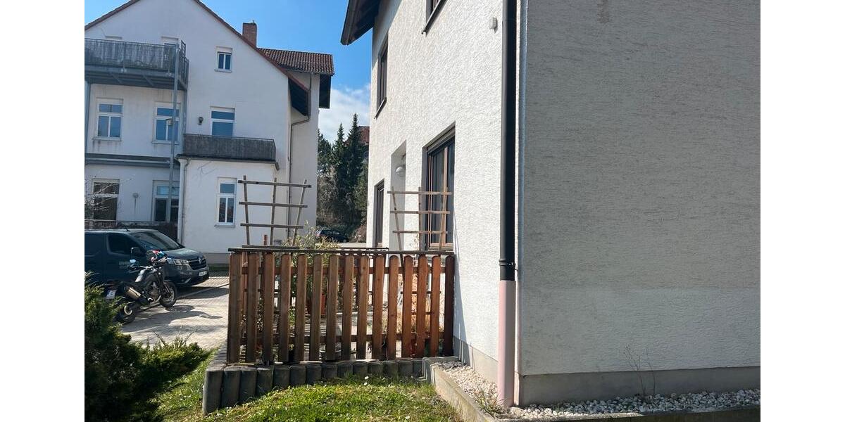 Erdgeschoßwohnung Jena Kernberge - 2 Zimmer, 70 m&sup2;, 850&euro; | Angebot:26040098