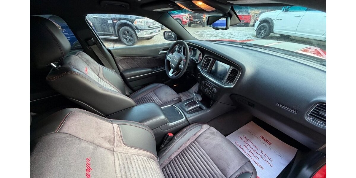 Dodge Charger 5.7 V8 HEMI R/T SRT 107.700 km 24.999 &euro; Rudolstadt 07407