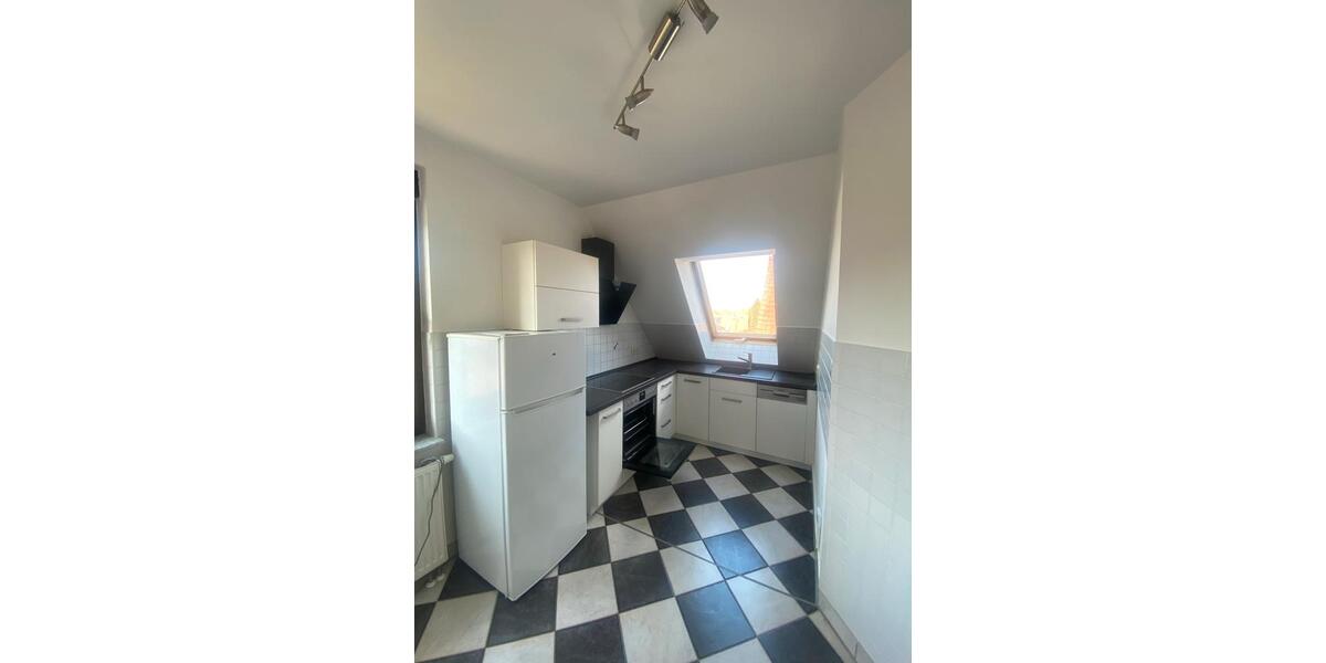 Dachgeschoßwohnung Bucha - 2 Zimmer, 60 m&sup2;, 600&euro; | Angebot:26014947