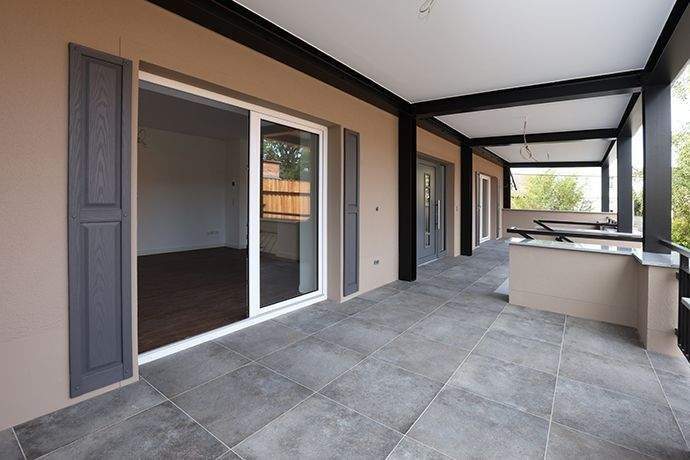 Mehrfamilienhaus, Wohnhaus Weimar Schöndorf - 7 Zimmer, 300 m&sup2;, 2.900&euro; | Angebot:25735128