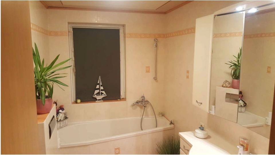 Dachgeschoßwohnung Sömmerda - 3 Zimmer, 60 m&sup2;, 490&euro; | Angebot:25995880