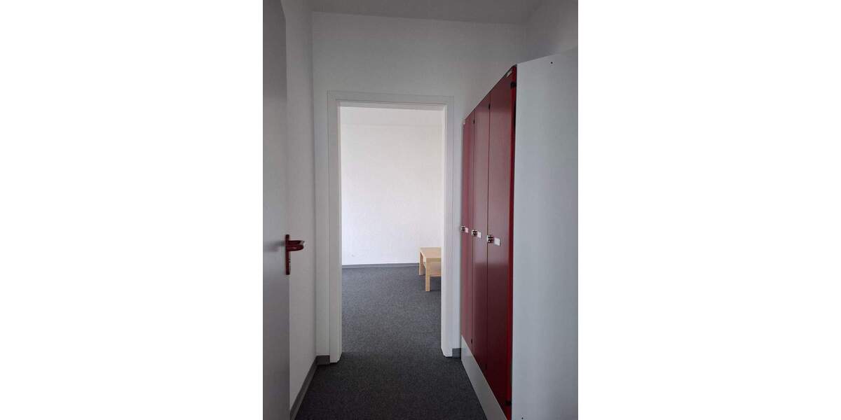 Gewerbeobjekt Jena Löbstedt - 3 Zimmer, 102 m&sup2;, 976&euro; | Angebot:26080350