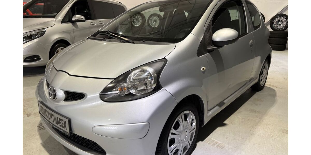 Toyota Aygo (X) 123.112 km 2.500 &euro; Erfurt 99085