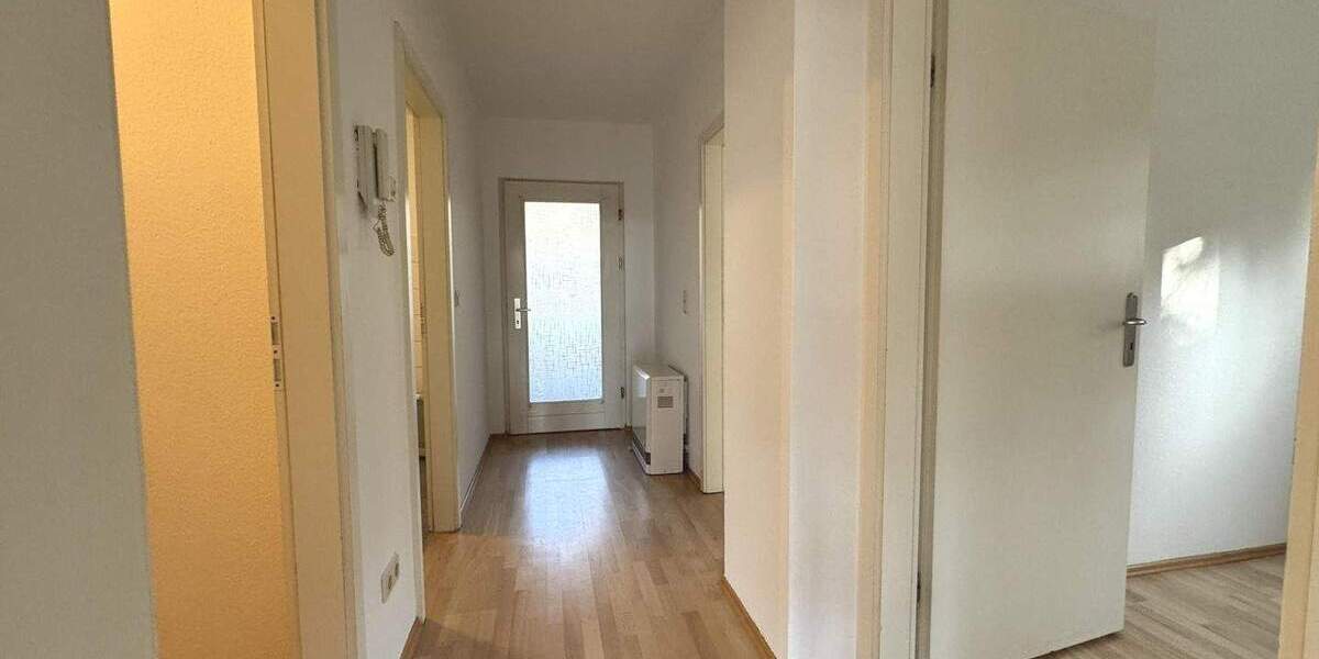 Etagenwohnung Kapellendorf - 3 Zimmer, 80 m&sup2;, 787&euro; | Angebot:25727753