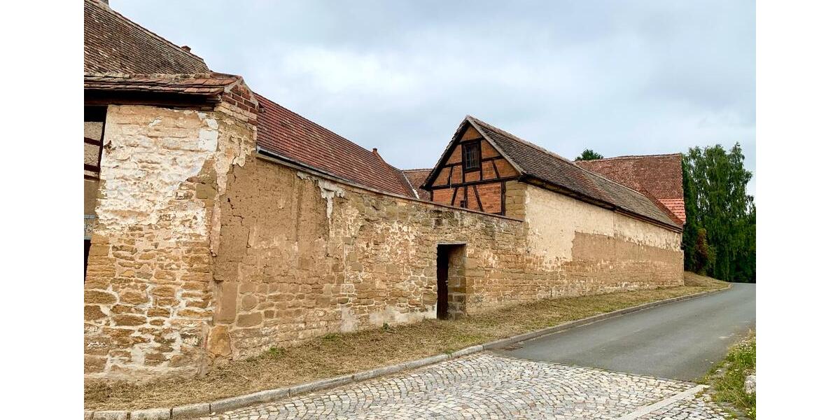 Bauernhaus, Landhaus Weimar Lützendorf - 7 Zimmer, 148 m&sup2;, 250.000&euro; | Angebot:26704634