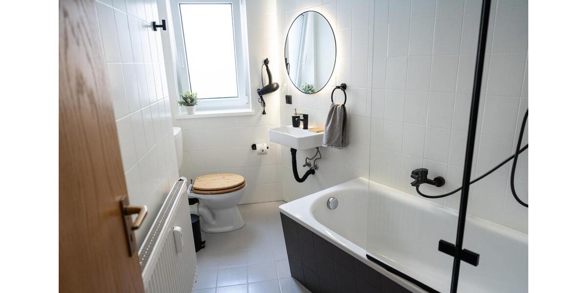 Etagenwohnung Jena - 2 Zimmer, 43 m&sup2;, 1.480&euro; | Angebot:25719648