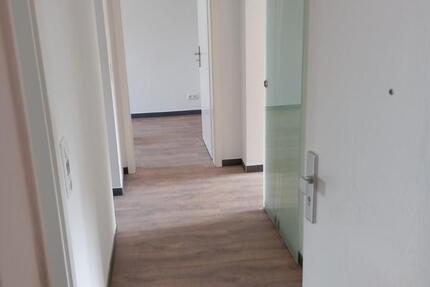 Wohnung Apolda - 3 Zimmer, 65 m&sup2;, 600&euro; | Angebot:26016306