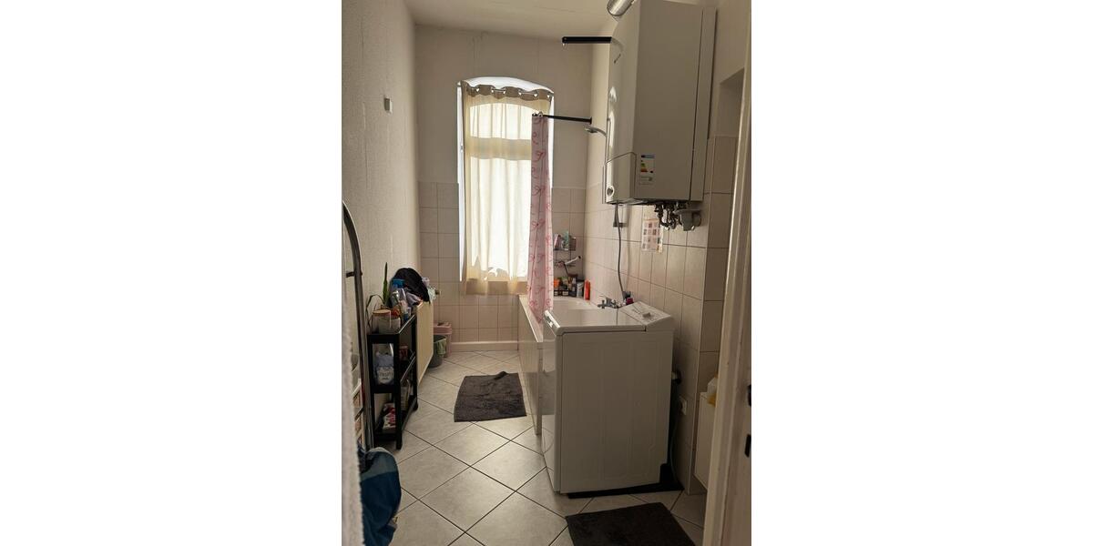 Etagenwohnung Erfurt - 5 Zimmer, 125 m&sup2;, 1.600&euro; | Angebot:26286387