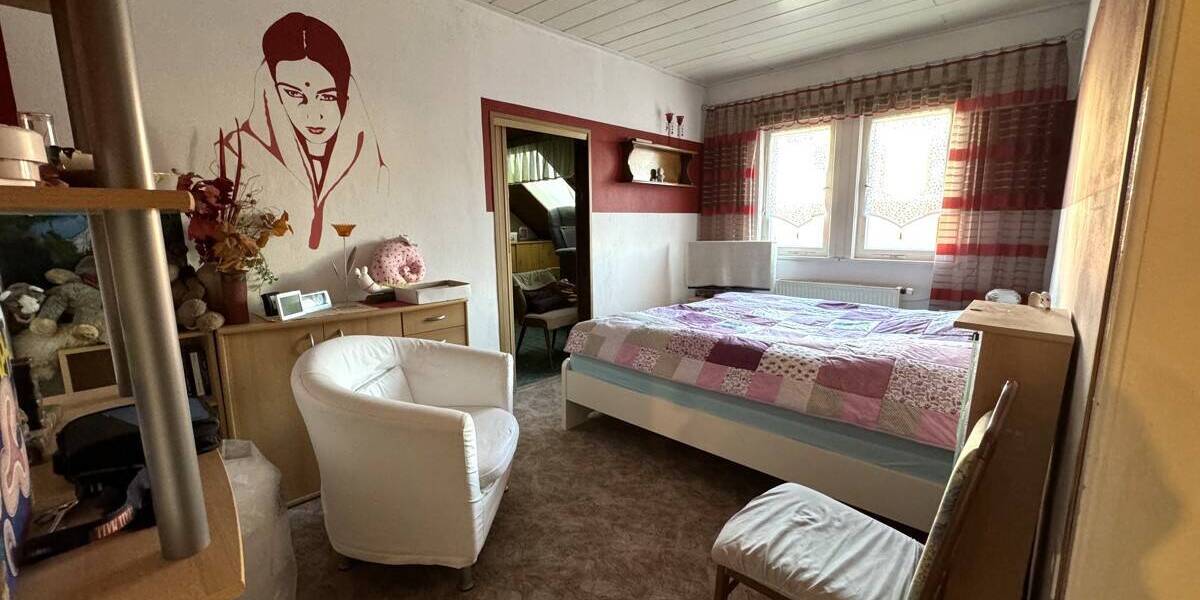 Mehrfamilienhaus, Wohnhaus Rudolstadt Zentrum - 7 Zimmer, 180 m&sup2;, 120.000&euro; | Angebot:25676529
