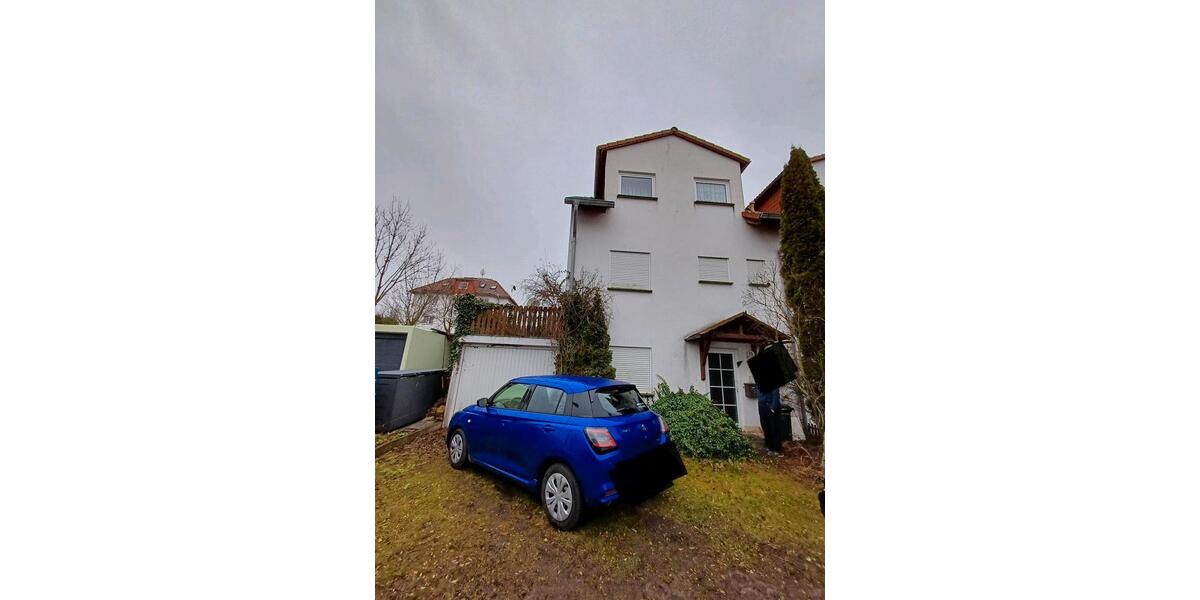 Doppelhaushälfte Bucha - 6 Zimmer, 155 m&sup2;, 1.400&euro; | Angebot:26554175