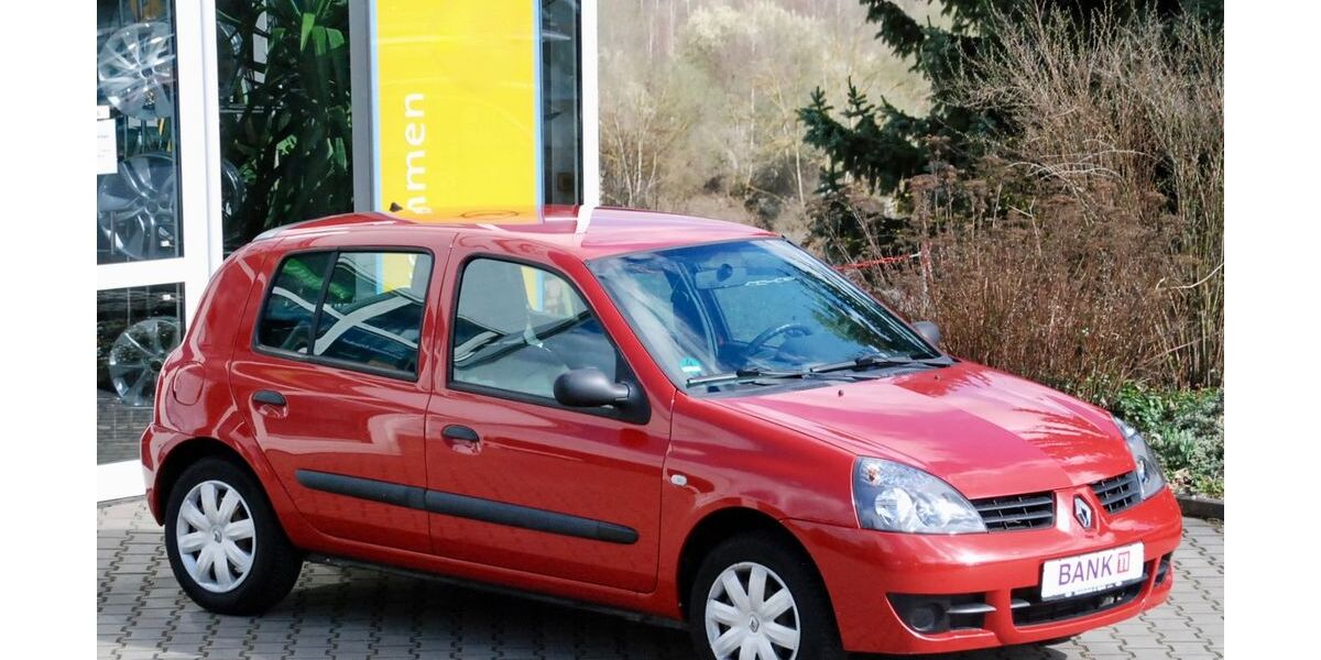 Renault Clio 147.890 km 1.500 &euro; Dornburg - Camburg 07774
