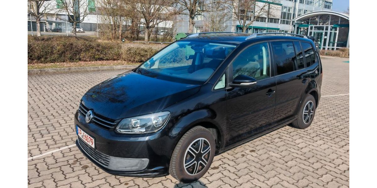 VW Touran 149.000 km 5.990 &euro; Umpferstedt 99441
