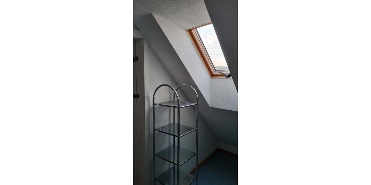 Dachgeschoßwohnung Jena Kernberge - 1 Zimmer, 28 m&sup2;, 290&euro; | Angebot:26234033