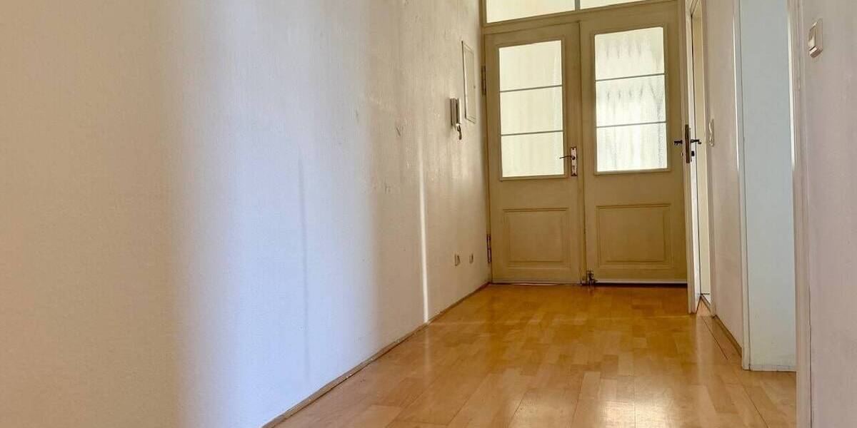 Etagenwohnung Weimar Nordvorstadt - 3 Zimmer, 80 m&sup2;, 230.000&euro; | Angebot:26027585