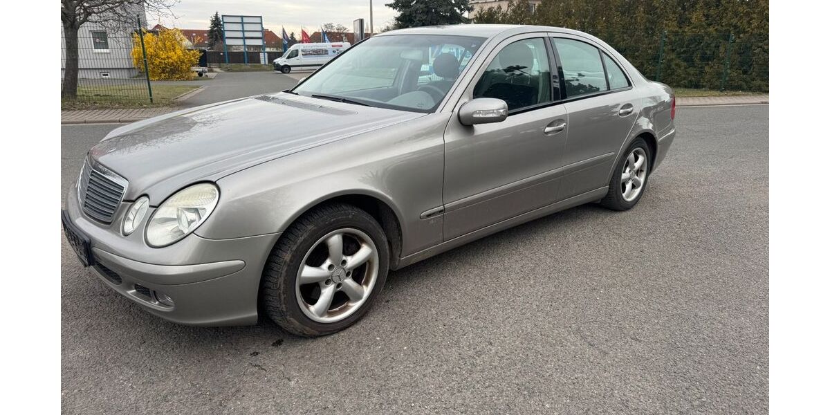 Mercedes-Benz E 200 151.000 km 1.500 &euro; Erfurt 99087