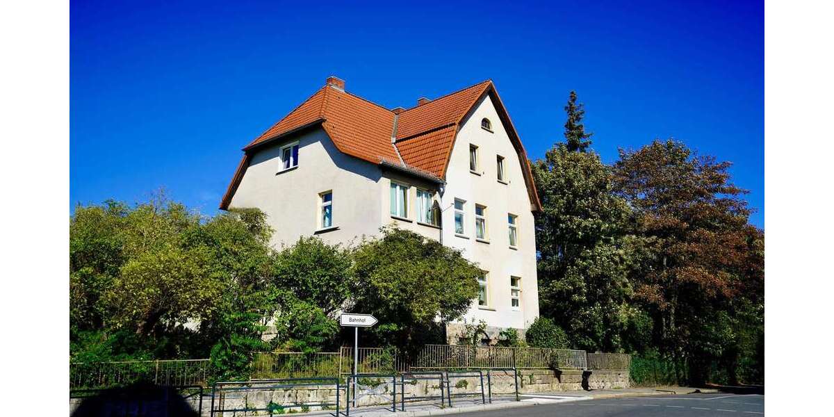Einfamilienhaus Weimar - 12 Zimmer, 281 m&sup2;, 379.000&euro; | Angebot:23476714