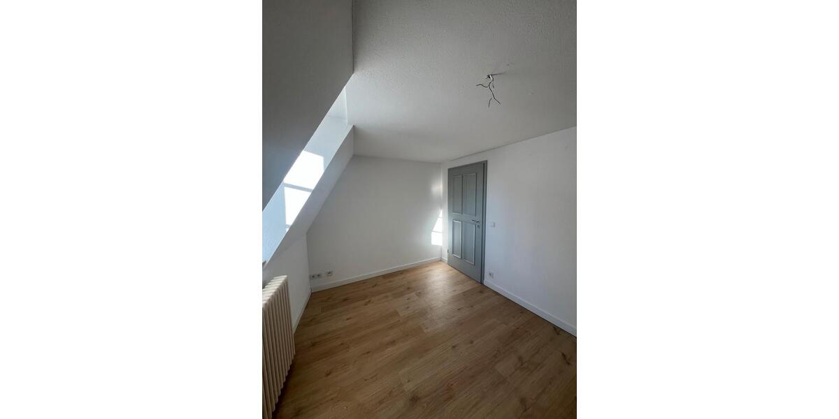 Maisonettenwohnung Erfurt - 3 Zimmer, 94 m&sup2;, 1.222&euro; | Angebot:25650533