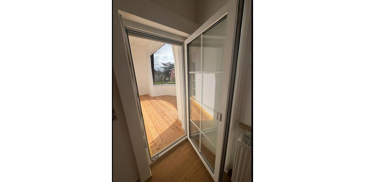 Etagenwohnung Jena - 3 Zimmer, 95 m&sup2;, 1.615&euro; | Angebot:26022755