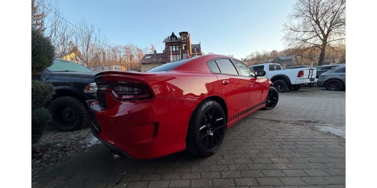 Dodge Charger 5.7 V8 HEMI R/T SRT BODYKIT 107.700 km 24.999 &euro; Rudolstadt 07407