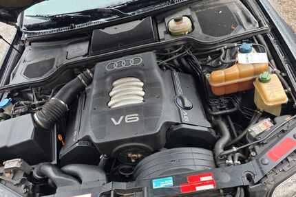 Audi A8 347.000 km 2.700 &euro; Kölleda 99625