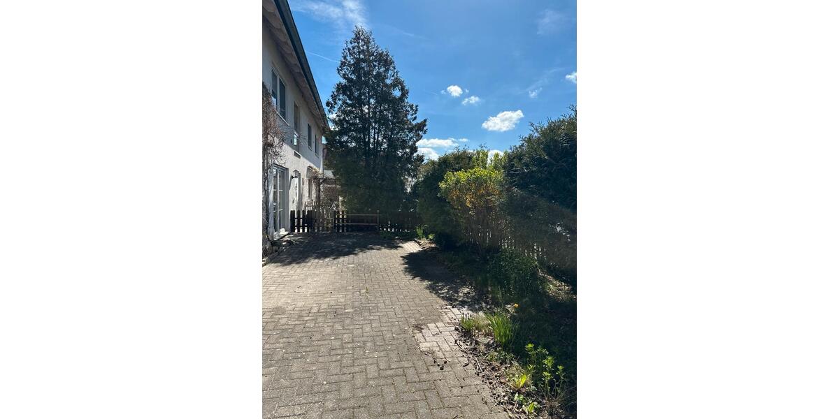 Erdgeschoßwohnung Weimar Ehringsdorf - 3.5 Zimmer, 96 m&sup2;, 1.050&euro; | Angebot:26384646