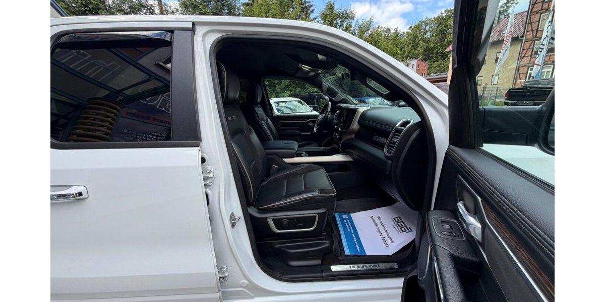 Dodge RAM 1500 5,7 HEMI LARAMIE 113.000 km 32.499 &euro; Rudolstadt 07407