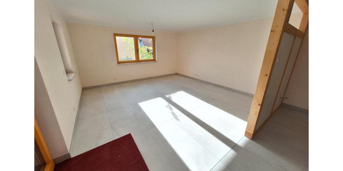 Etagenwohnung Kahla - 2 Zimmer, 90 m&sup2;, 950&euro; | Angebot:26563044